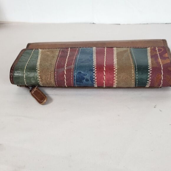 Vintage Fossil Genuine Leather Trifold Wallet Patchwork‎ Womens, 7"Lx 4.25"H - Picture 5 of 14